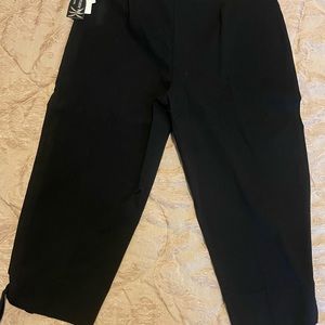 Beautiful black capris style pants with tags size 18w